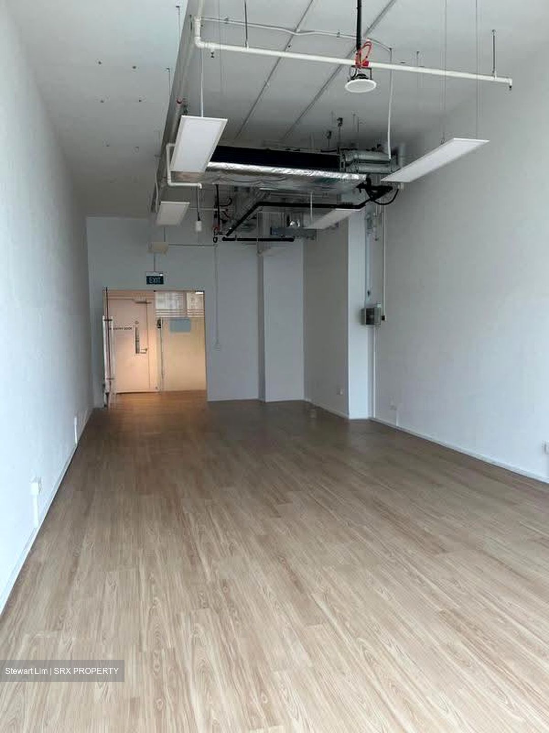 Woods Square (D25), Office #611010841